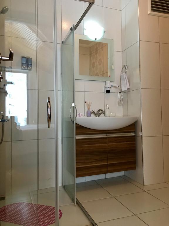 Karims Apartments บูร์ซา ภายนอก รูปภาพ